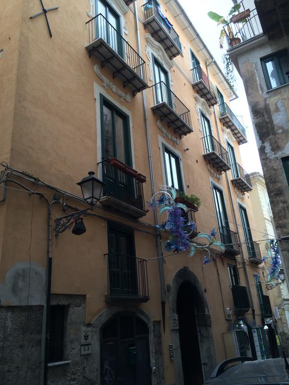 Apartamento Antico Vicolo Salerno Exterior foto